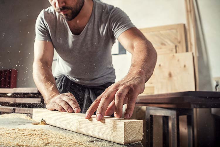 Fabrication de meubles en bois sur mesure Mauves-sur-Huisne