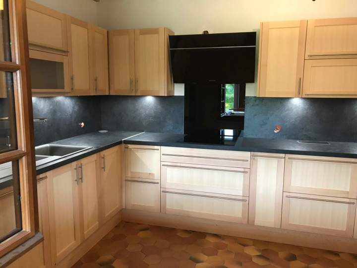 Fabrication de meubles en bois sur mesure